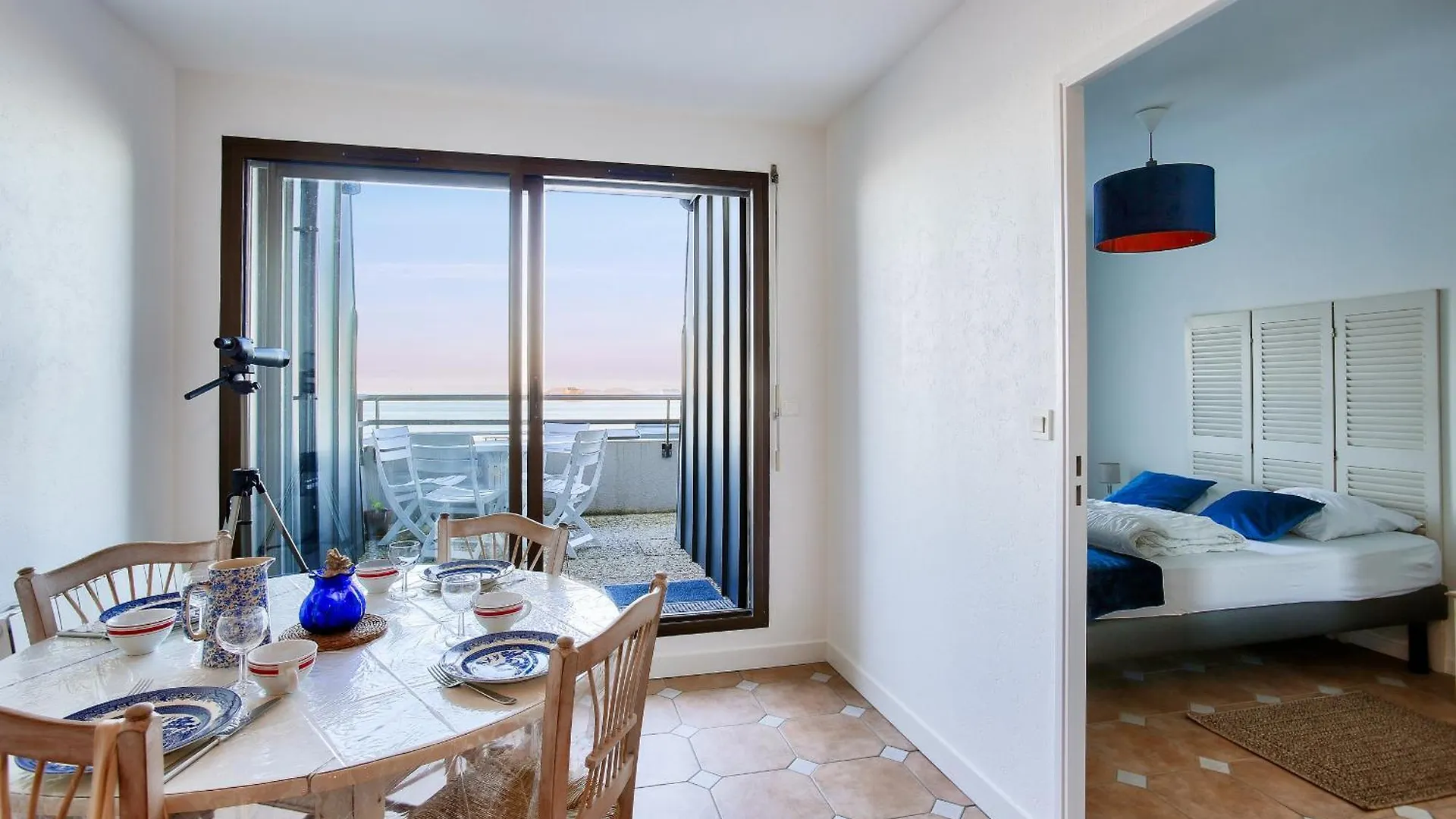 Appartement Avec Balcon Vue Mer, Pour 4 Personnes Dinard 0*,  France